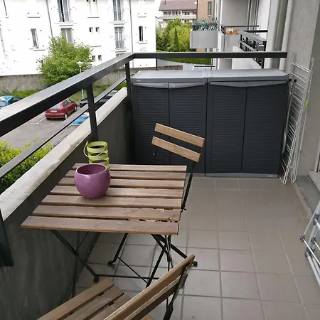 T2 Centre Parking 19 Thonon-o-phil-de-l-eau Thonon-les-Bains