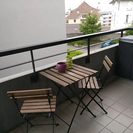 T2 Centre Parking 19 Thonon-o-phil-de-l-eau Apartment
