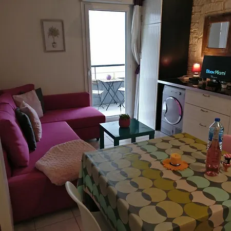 T2 Centre Parking 19 Thonon-o-phil-de-l-eau Appartement Thonon-les-Bains