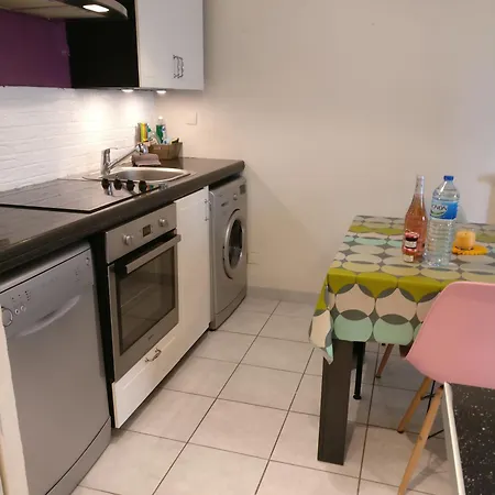 T2 Centre Parking 19 Thonon-o-phil-de-l-eau Apartamento *
